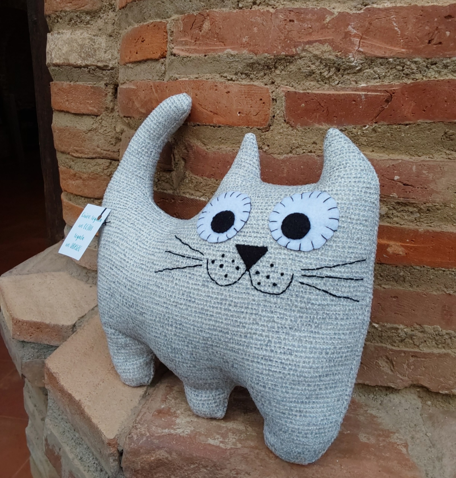 Cojín gato tapicería gris1